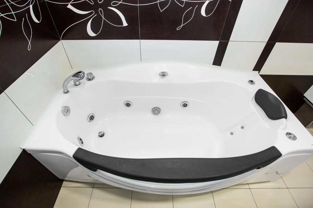 Brand New Relaxing Place In Nice Neighbourhood Львов Экстерьер фото